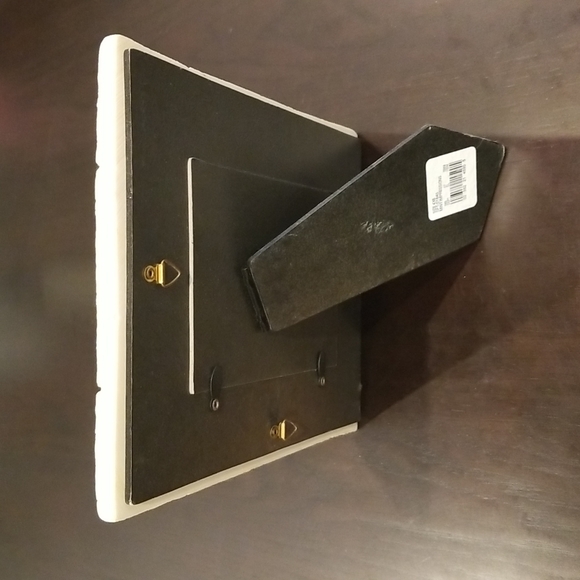 Frame•ology by Mint Impressions 4x6 Frame - Picture 3 of 16